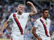 开云APP-曼城惨遭淘汰，欧冠之路叫停