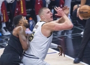 开云下载-意大利男篮逆转掘金，乔治惊艳世界