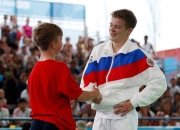 开云官网-俄罗斯选手表现出色夺得男子体操冠军