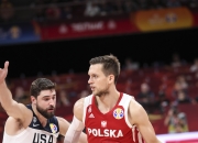 开云体育APP下载-波兰队轻取英格兰队，马龙刷新纪录