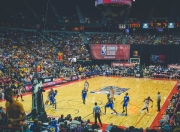 开云体育直播-东契奇一人破千军，勇士客场力克猛龙显冠军底蕴