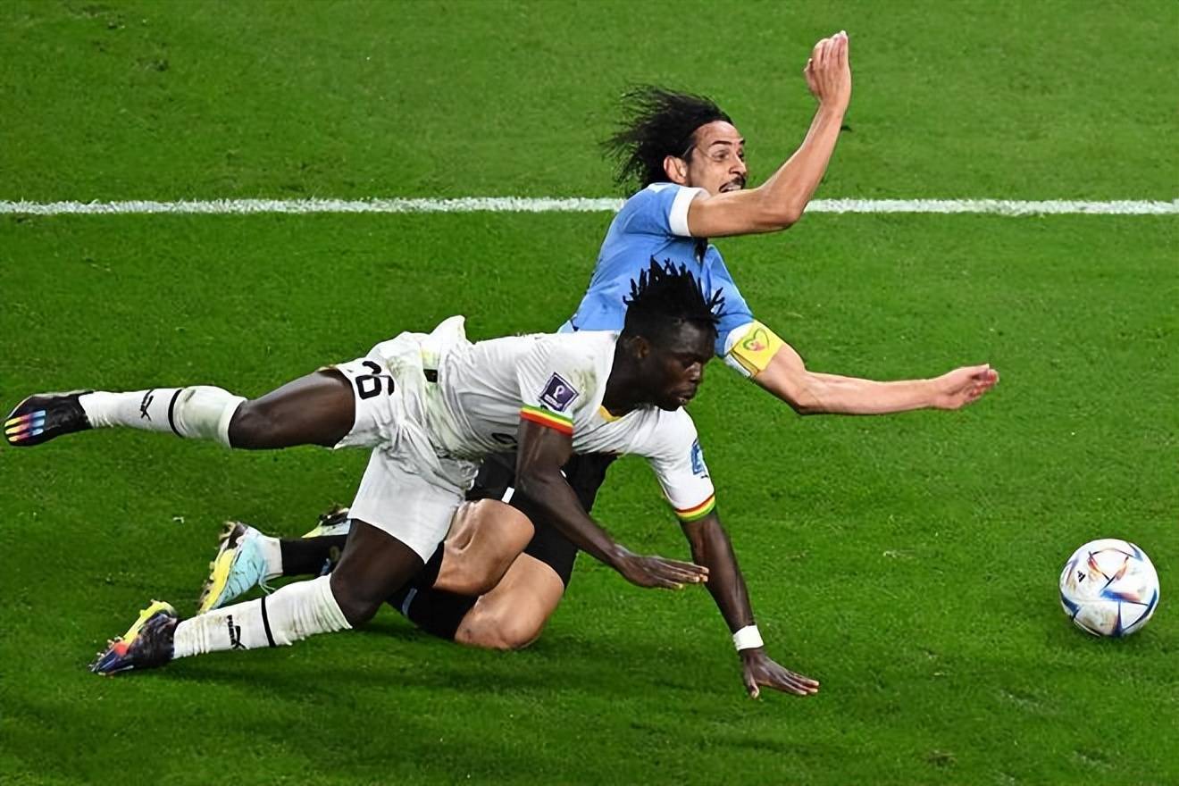 包含乌拉圭强势德国,德利赫特一己之力扛起全队的词条 包含乌拉圭强势德国,德利赫特一己之力扛起全队的词条