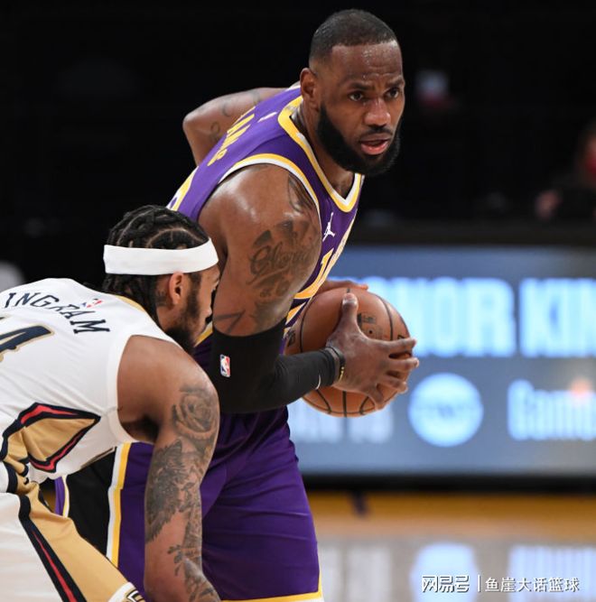 包含火箭队强势登顶西部！郭少庆祝无人可挡！的词条