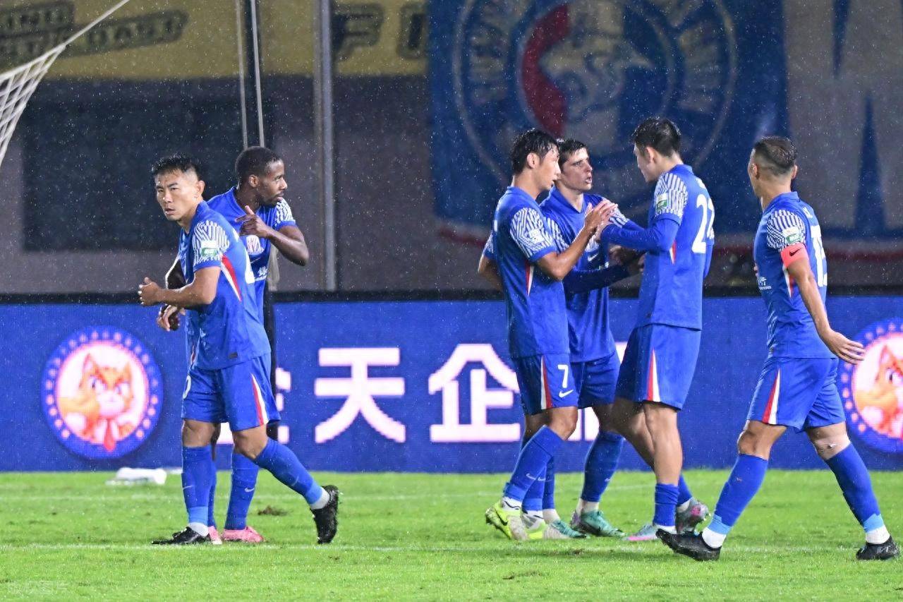 上海申花胜出上海申鑫，夯实中超榜首稳定位置的简单介绍