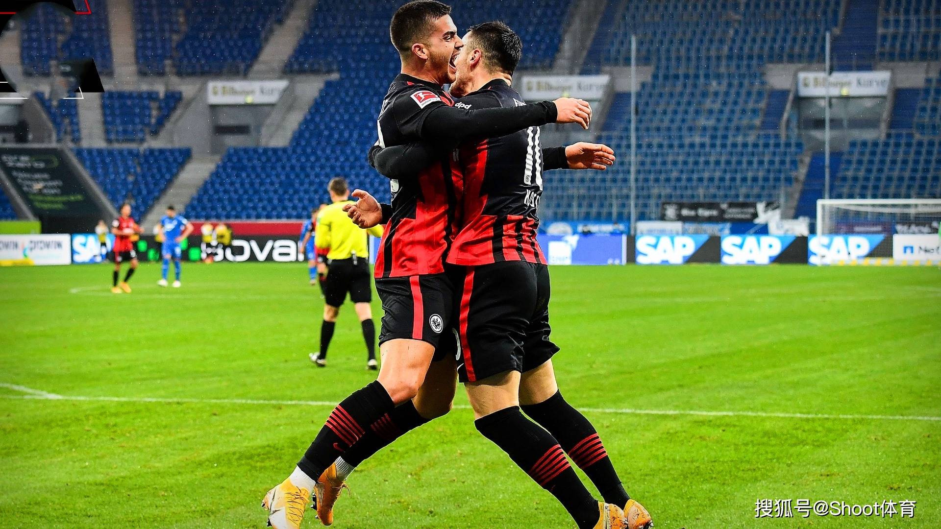 法兰克福在主场力克对手保持领先的简单介绍