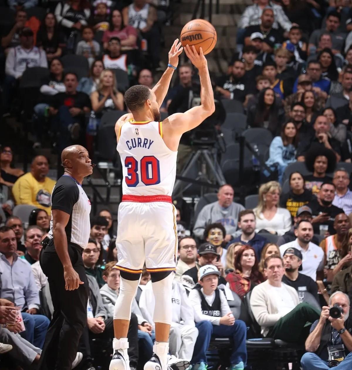 关于凯尔特人险胜76人，莫兰特绝境逆转的信息