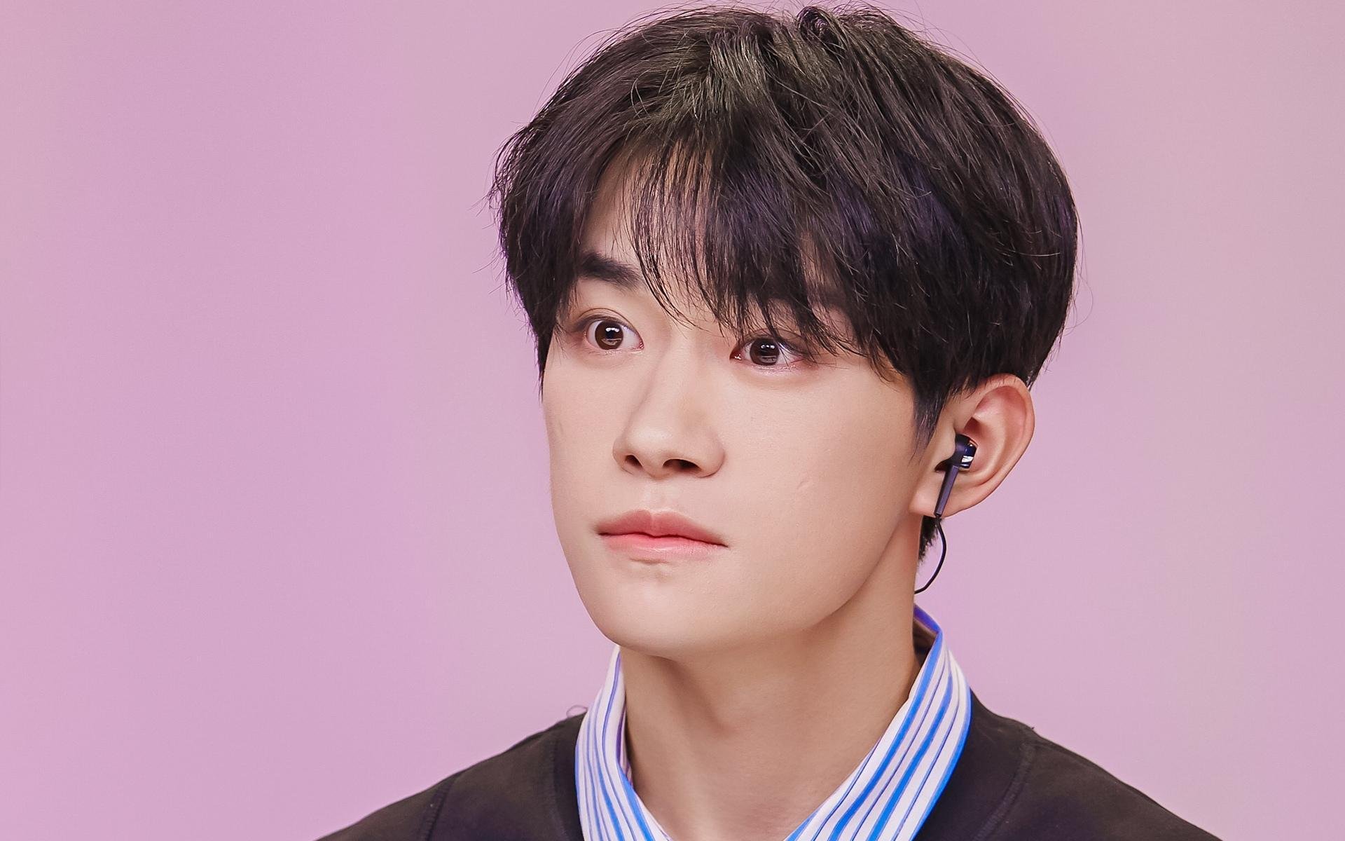 绿茵场上的双面传奇，姆巴佩的高光魔法与比利时血液如何制霸国际米兰