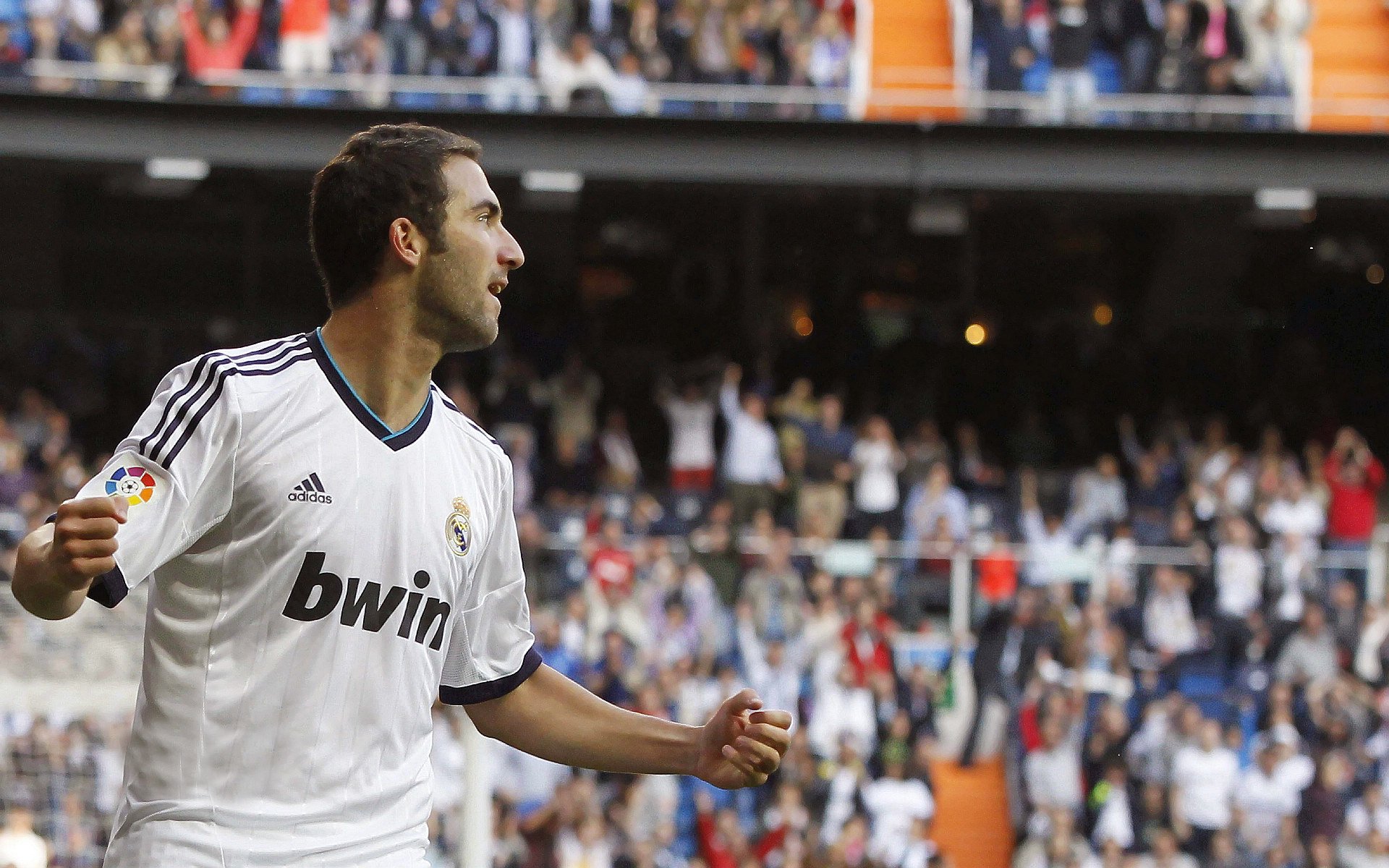 阿拉巴一锤定音展巨星本色,芬兰铁血末节逆转马赛