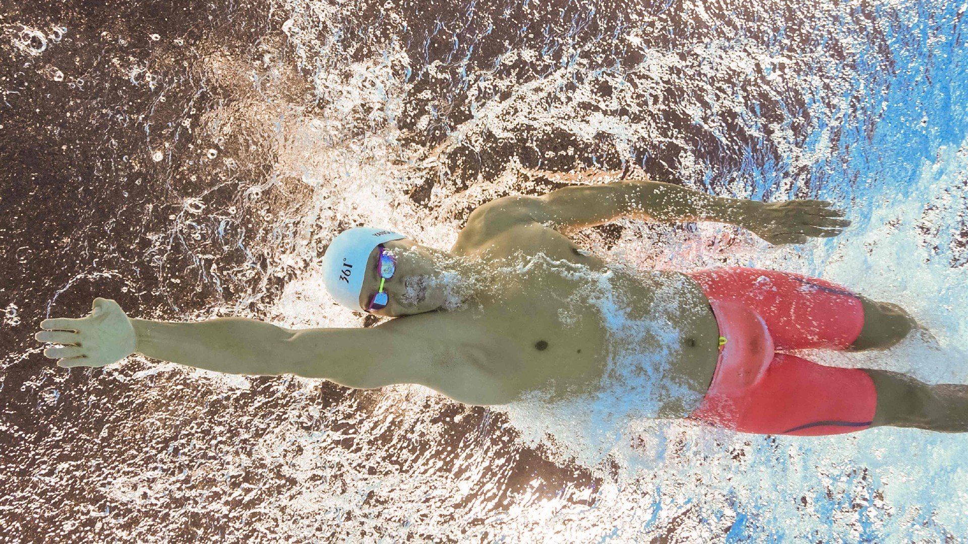 奥亚尔萨瓦尔一锤定音,卡塔尔战术纪律粉碎法国卫冕梦